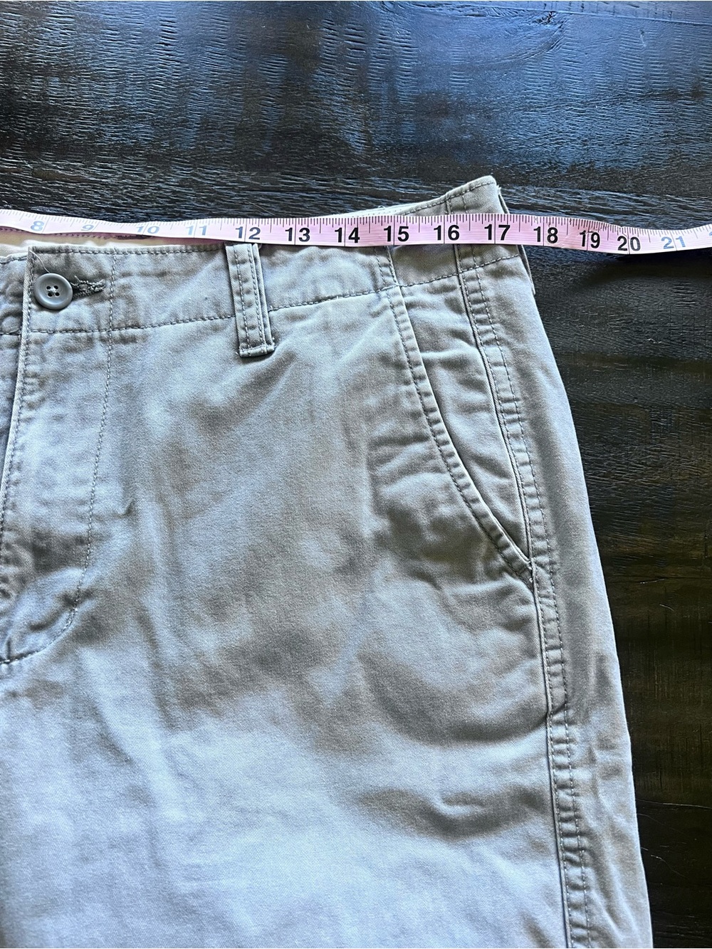 Old Navy Mens 33 Lived-In Straight Chino Shorts Light Gray Cotton Casual Summer - Picture 5 of 6